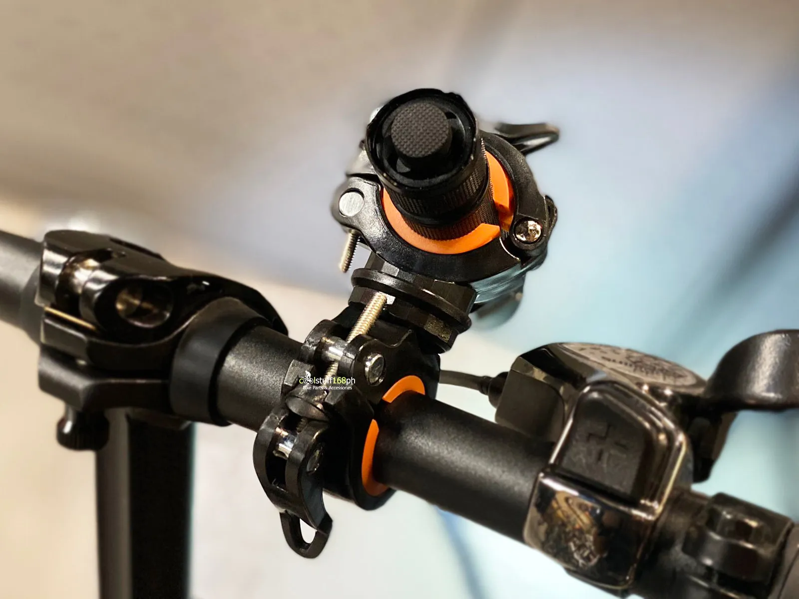 360° Flashlight Bike Clip & Durable Clamp Mount Holder