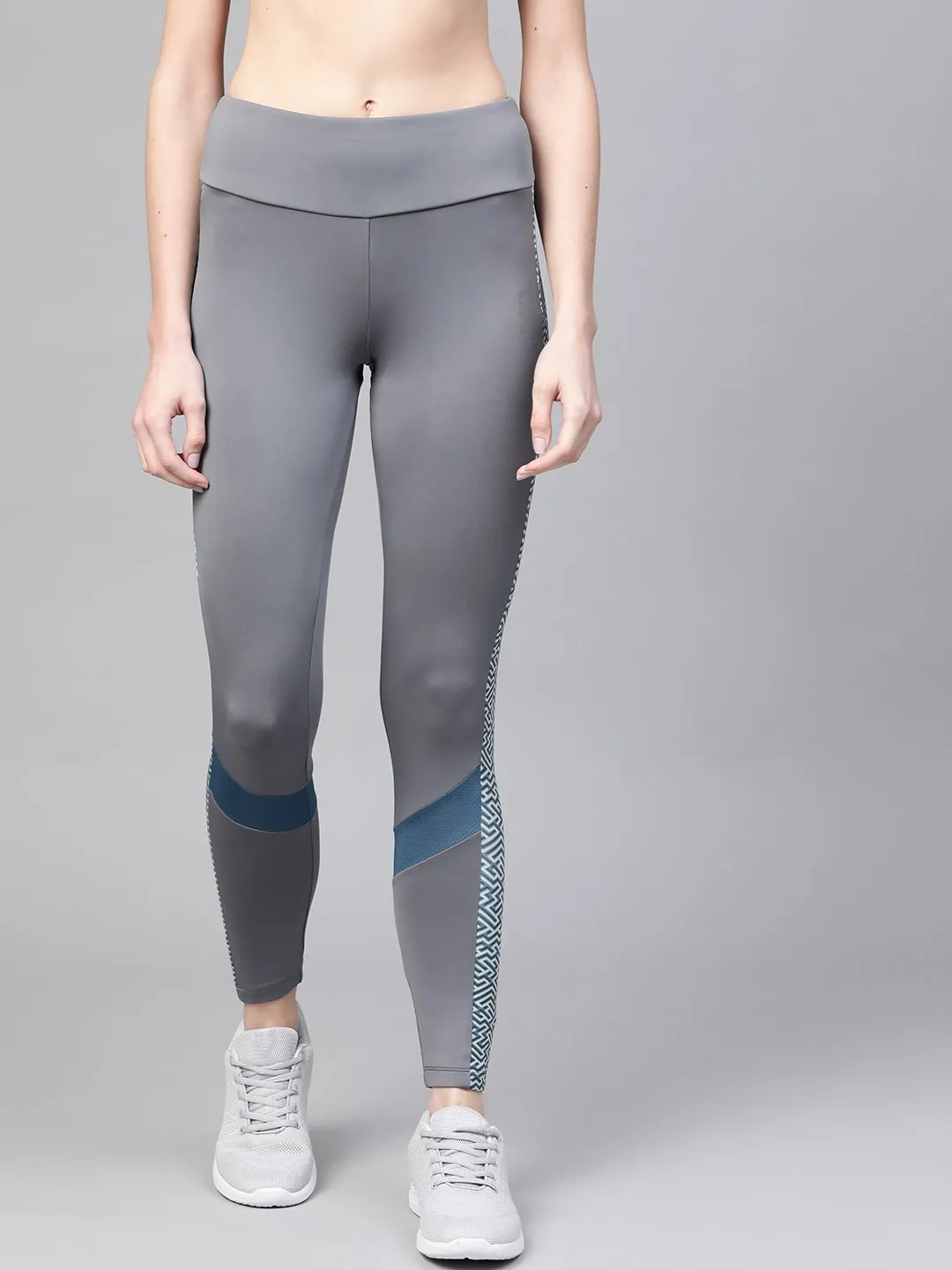 Alcis Women Grey Solid Anti-Viral Training Tights