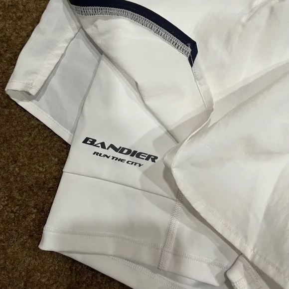 Bandier Contrast Run Shorts