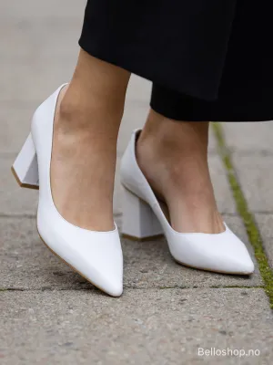 Bello Hvit glatt skinn spiss pumps