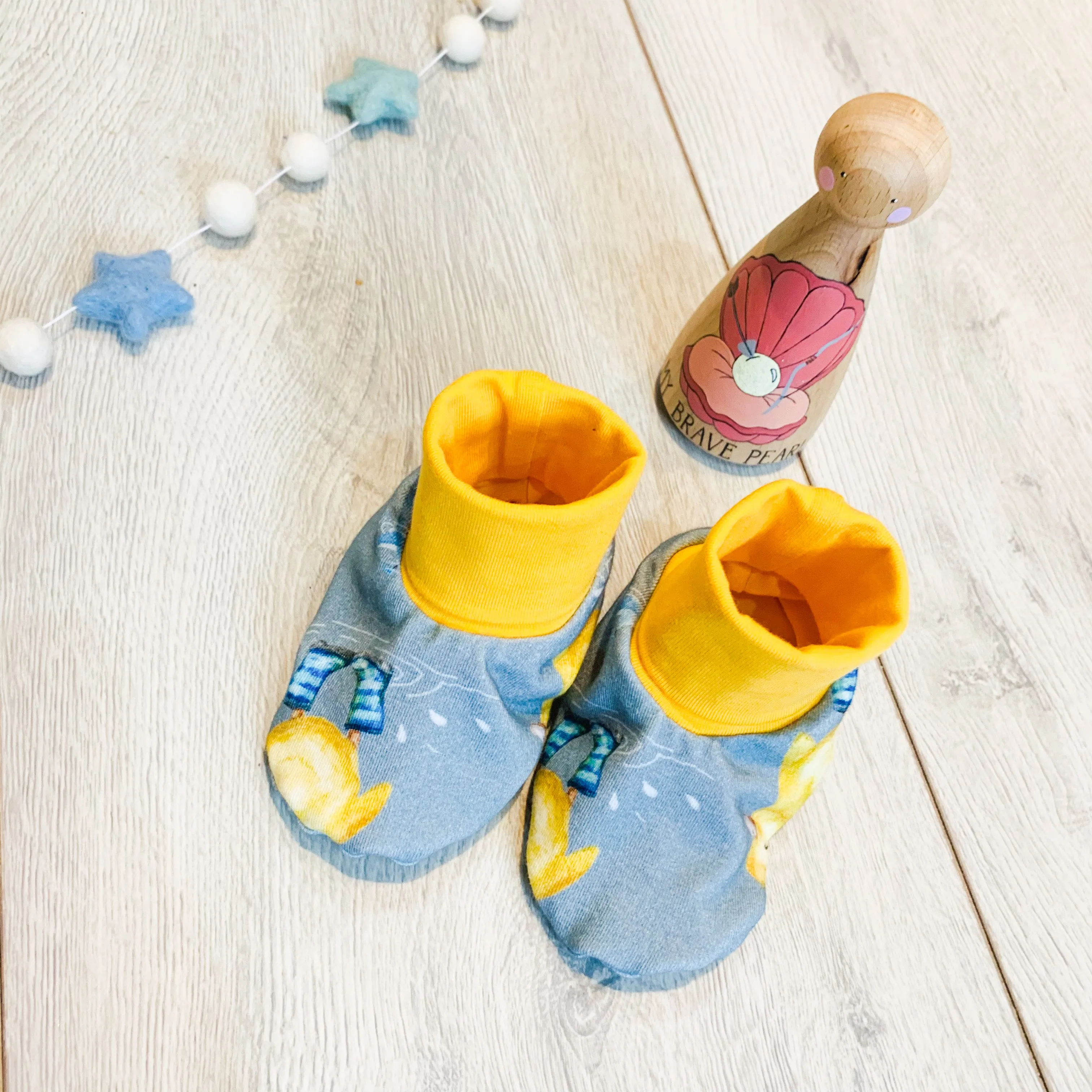 BP Baby Sock Booties - Reversible/Seamless