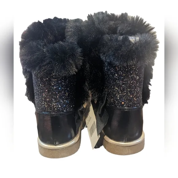 Brand new Juicy couture little girls boots size youth 1