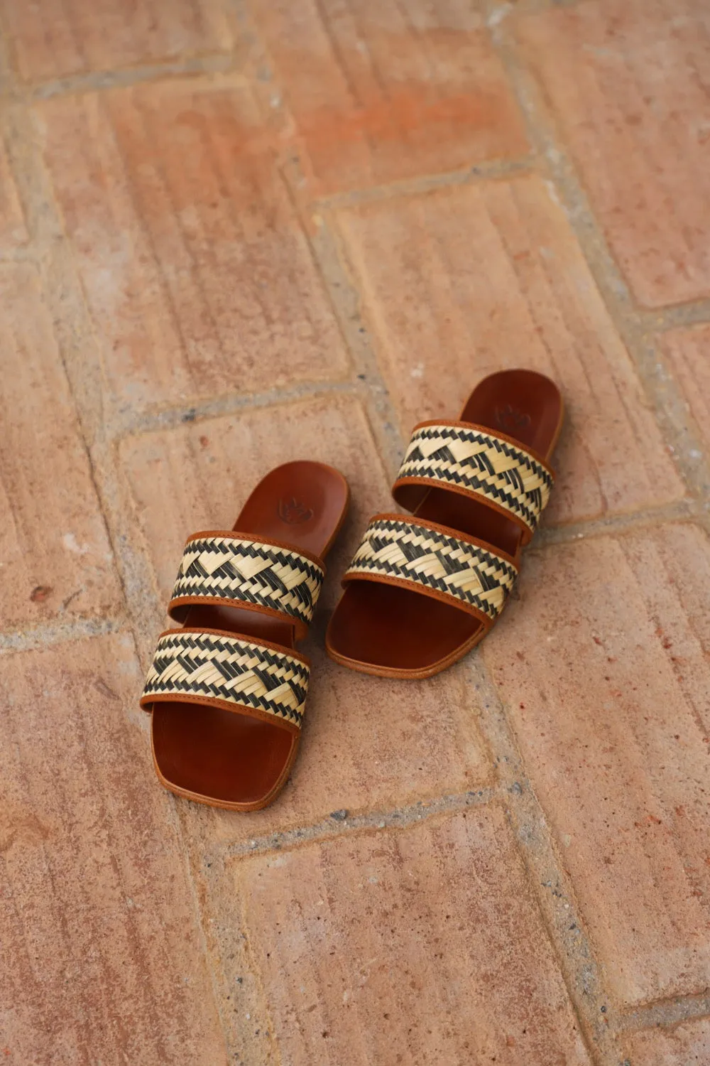 Capim | Palm Woven Leather Sandal