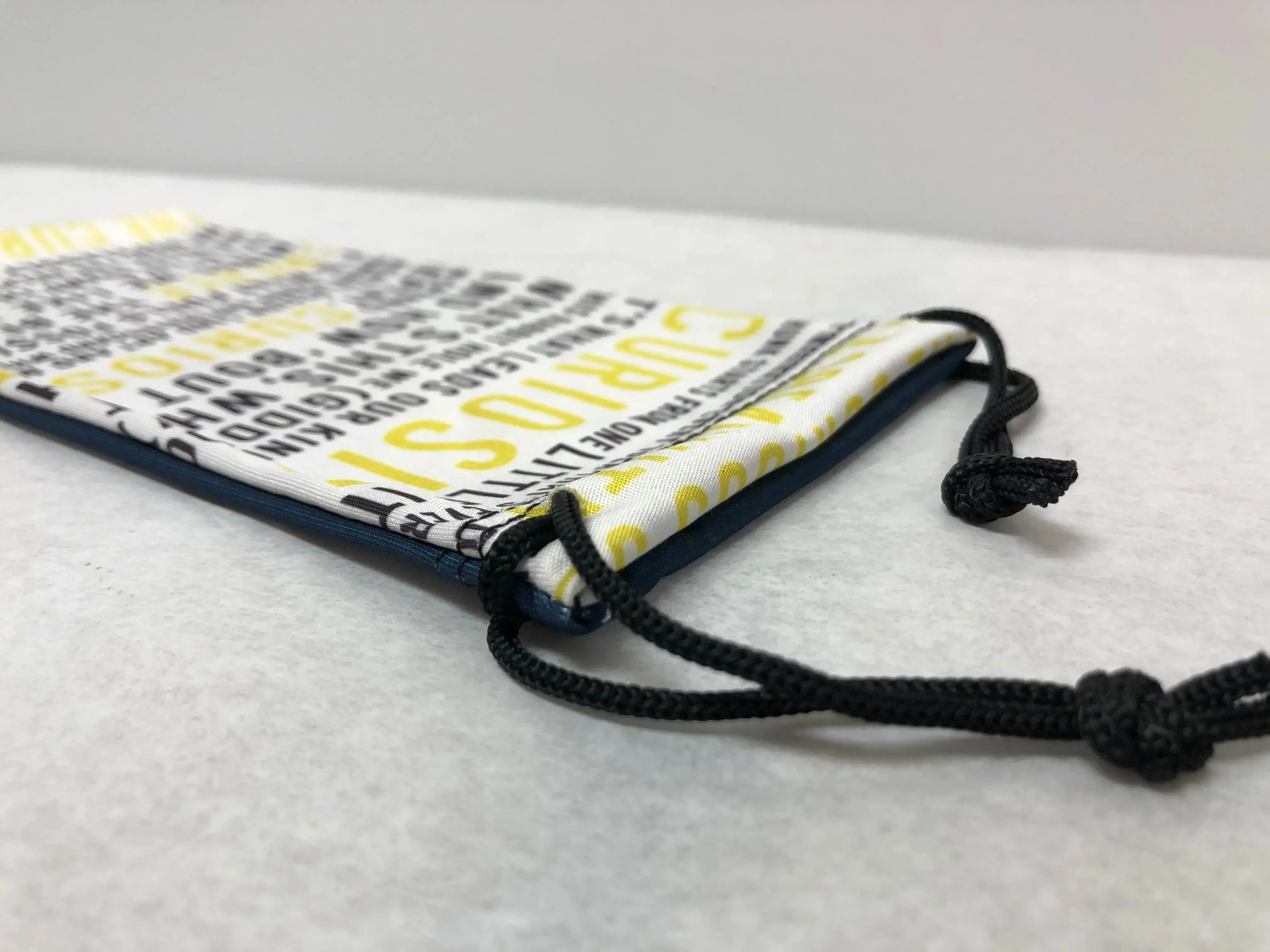 Fossil Key Words Blue Yellow Bag Pouch Optical Eyeglass Soft Case | KMOPT-128