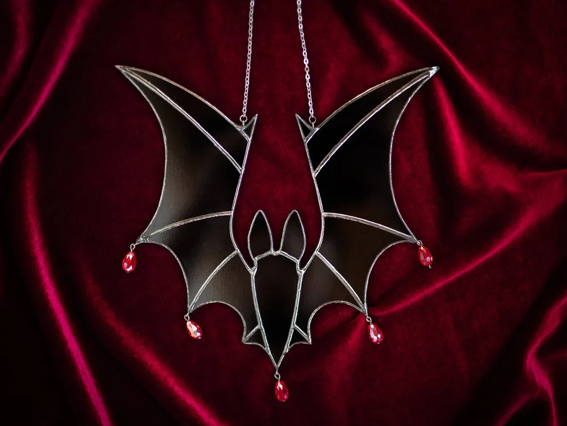 Halloween Stained Glass Bat Suncatcher - Spooky & Stylish Home Decor