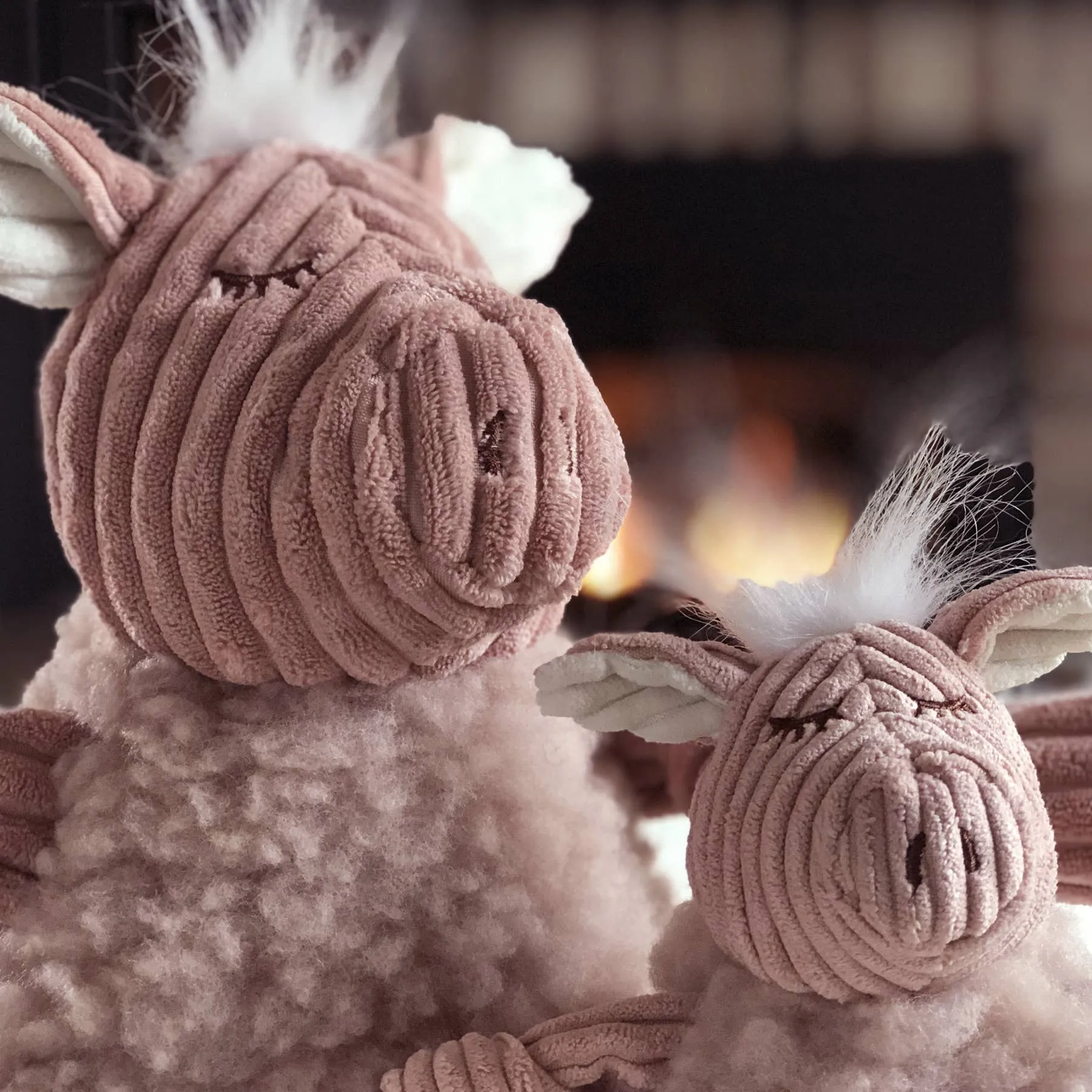 HuggleGroup - Penelope Pig HuggleFleece® FlufferKnottie™ Plush Dog Toy