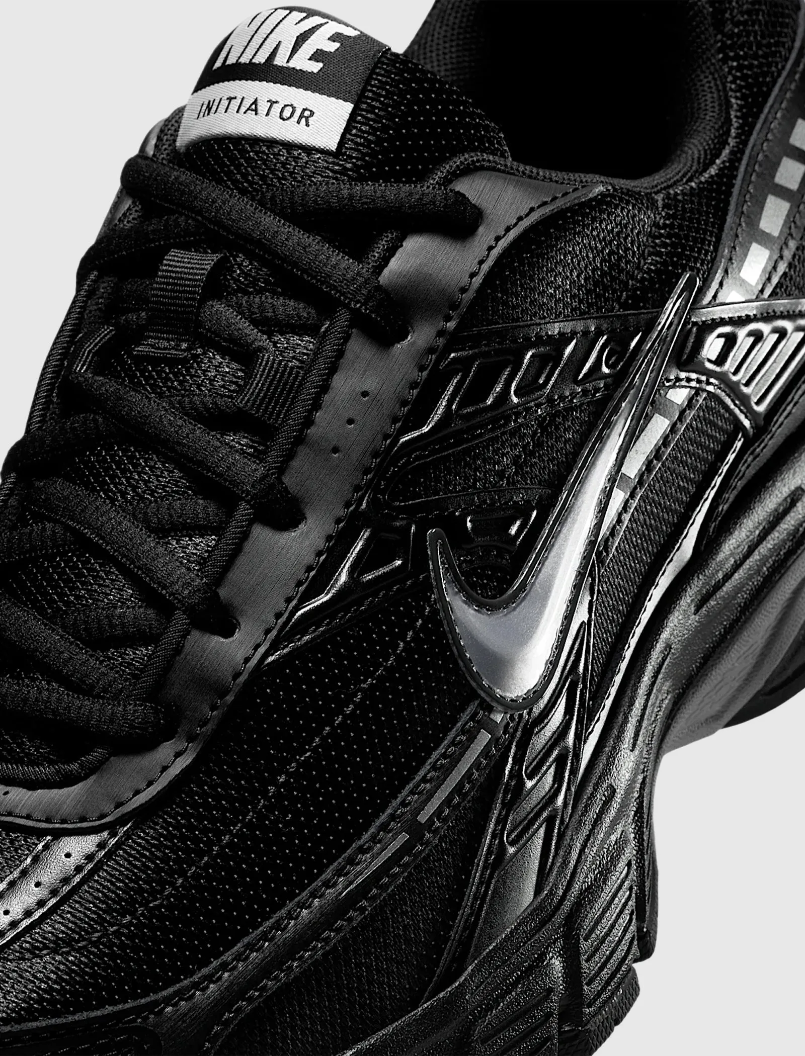 INITIATOR "BLACK/ METALLIC SILVER"