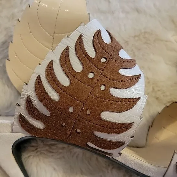 J RENEE' ANHELINA LEATHER LEAF PATTERN HEELS PUMPS, SIZE 10 - NEW