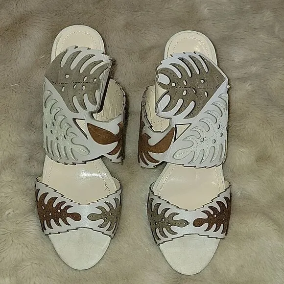 J RENEE' ANHELINA LEATHER LEAF PATTERN HEELS PUMPS, SIZE 10 - NEW