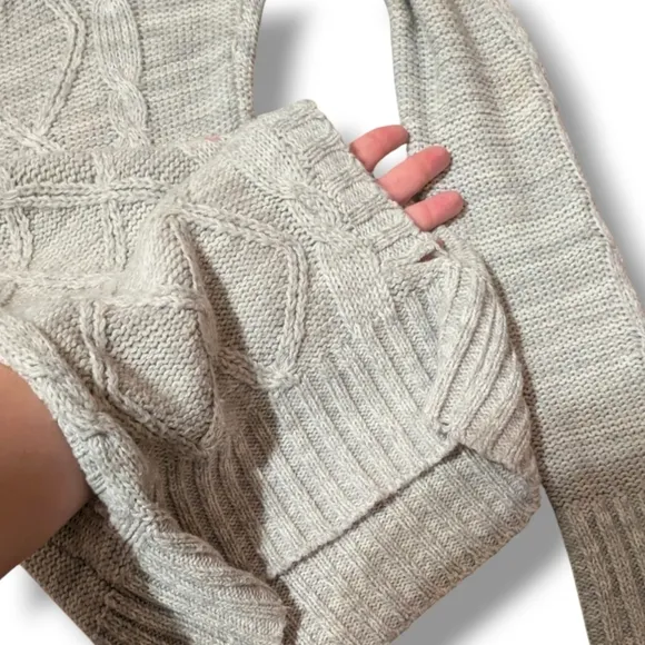 Love Change Gray Cable Knit Cowl Neck Sweater - Small - Cozy Fall &amp; Winter Vibes