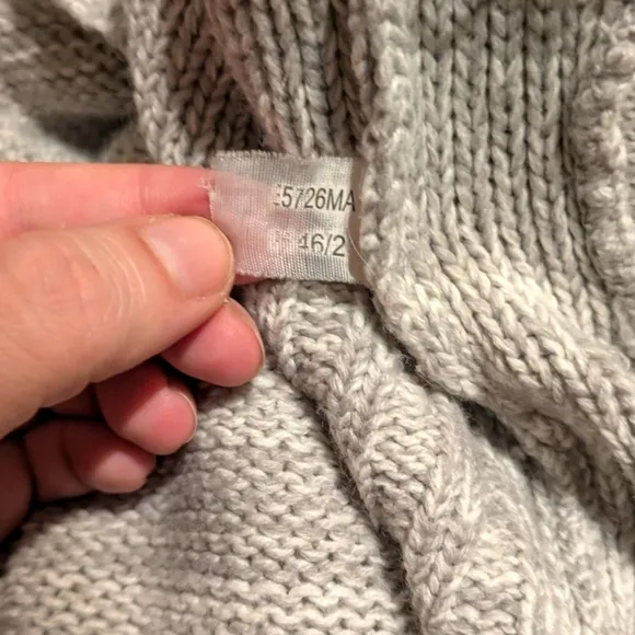Love Change Gray Cable Knit Cowl Neck Sweater - Small - Cozy Fall &amp; Winter Vibes