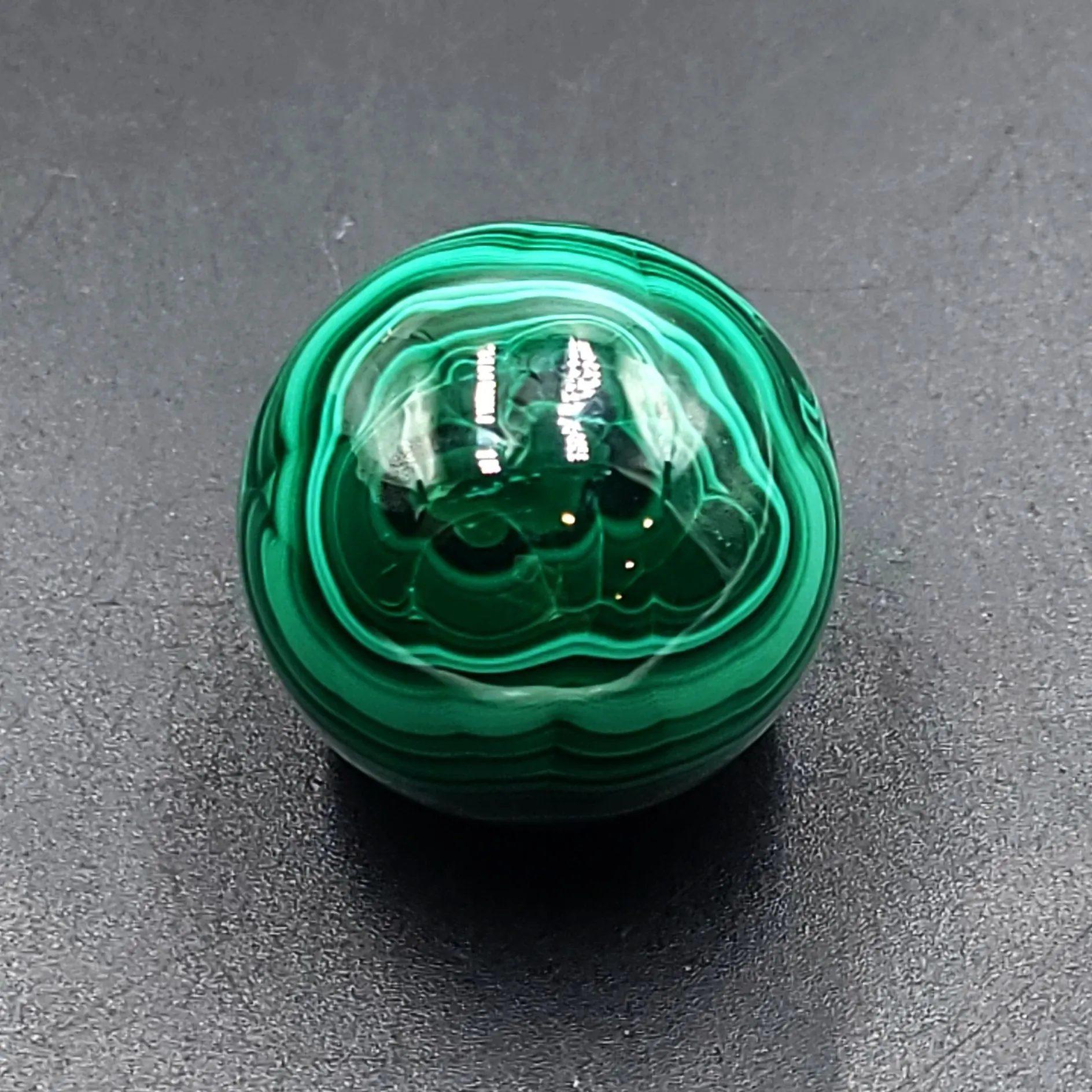 Malachite Sphere 32mm 68g