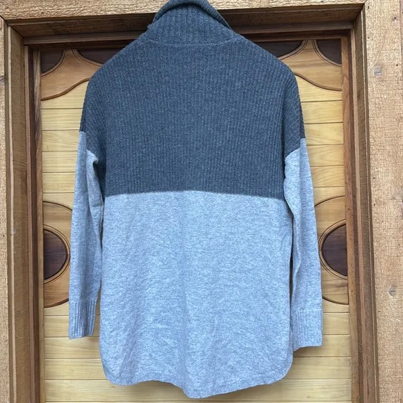 Max Studio Sweater