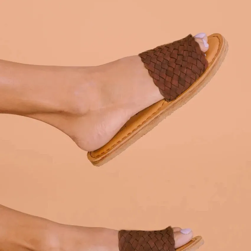 Mohinders Women's Woven Sandal in Walnut