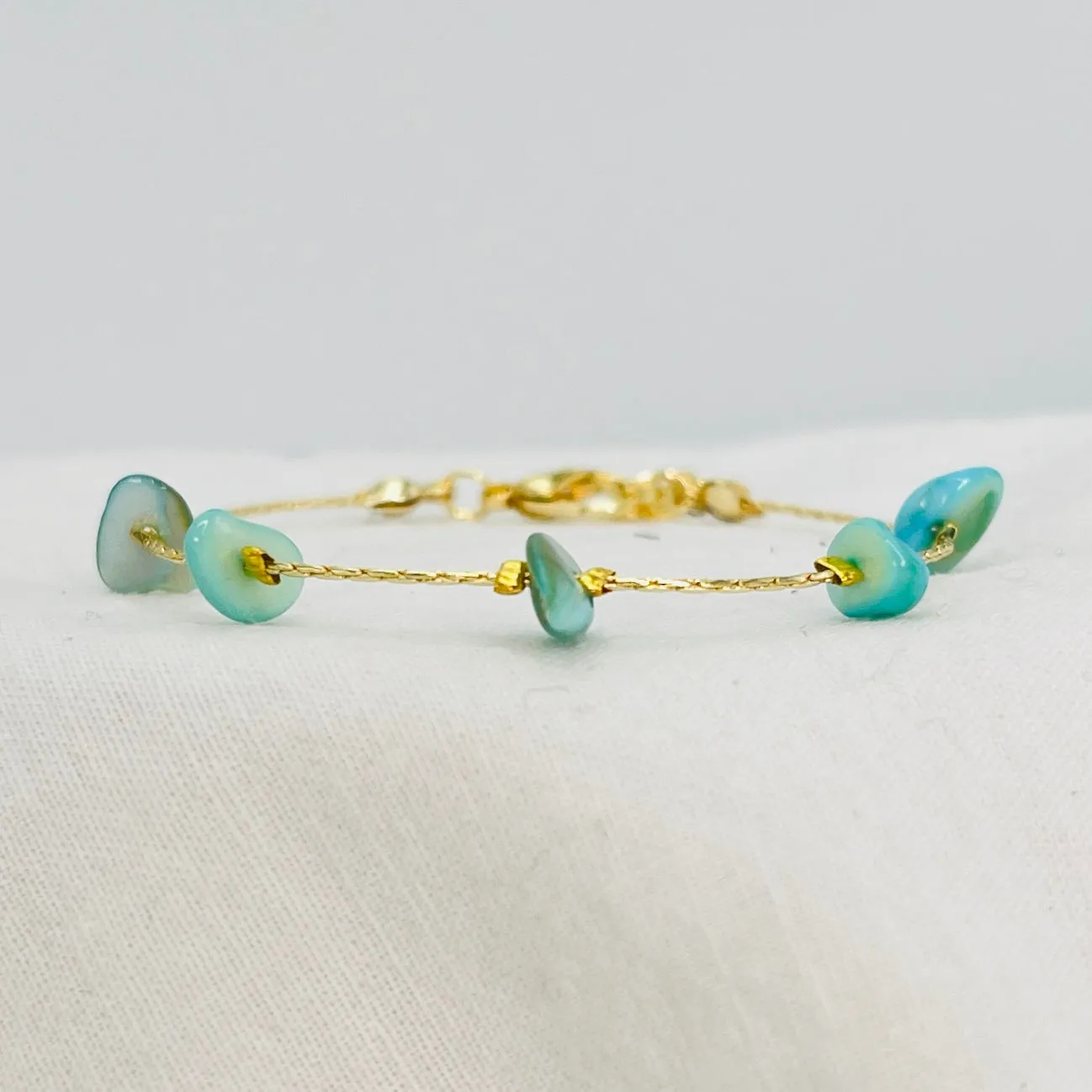 Natural Stone Adjustable Chain Bracelet – Stylish & Gift
