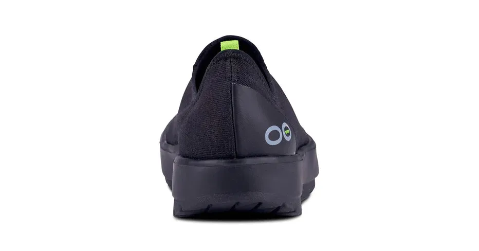 NEW IN BOX! WOMEN'S OOFOS OOMG EEZEE LOW BLACK SZ W9!  ALLEVIATES FOOT PAIN, JOINT PAIN BY REDUCING STRESS ON KNEES, ANKLES & JOINTS!! RETAILS $189 