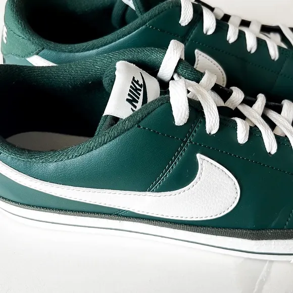 Nike Court Legacy Pro Green and White Sneakers DR9864 300 Mens Sz 10.5