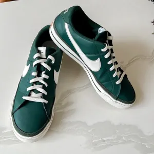 Nike Court Legacy Pro Green and White Sneakers DR9864 300 Mens Sz 10.5