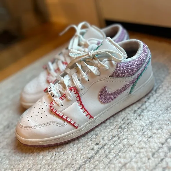 Nike Girls Jordan 1 Low Bordeaux Knit Youth Running Shoes