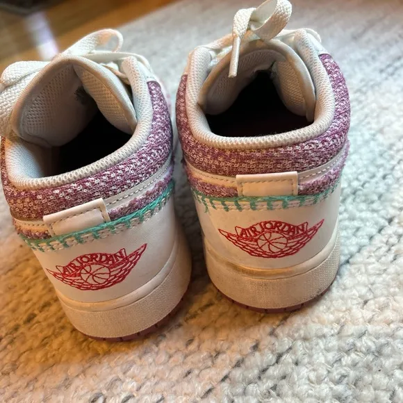 Nike Girls Jordan 1 Low Bordeaux Knit Youth Running Shoes