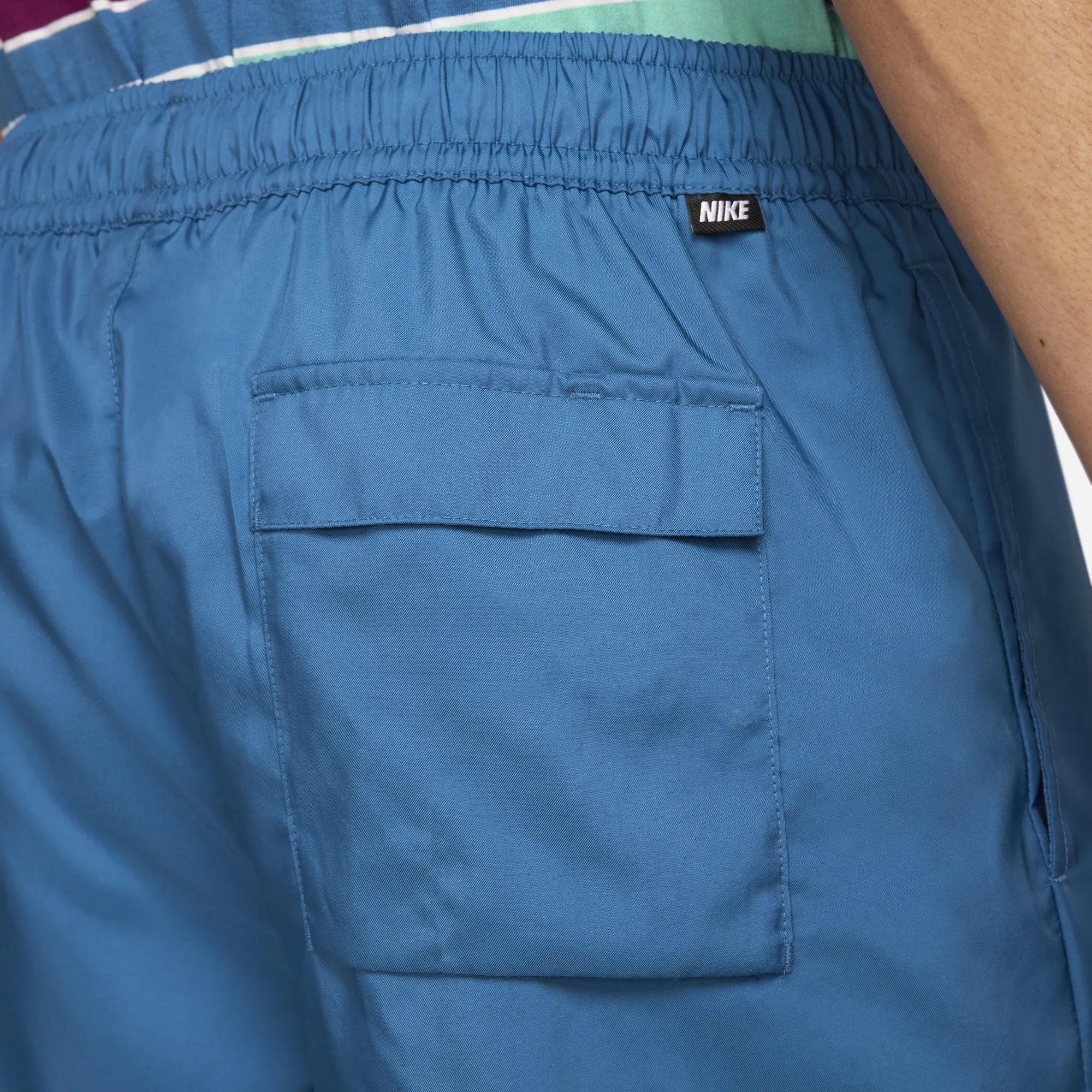 Nike Sportswear Short Essentials 'Dark Marina Blue'