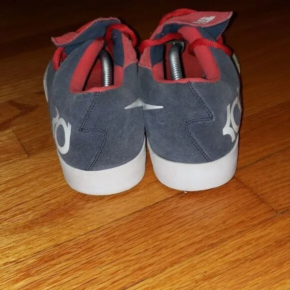 Nike KD Kevin Durant Sneakers