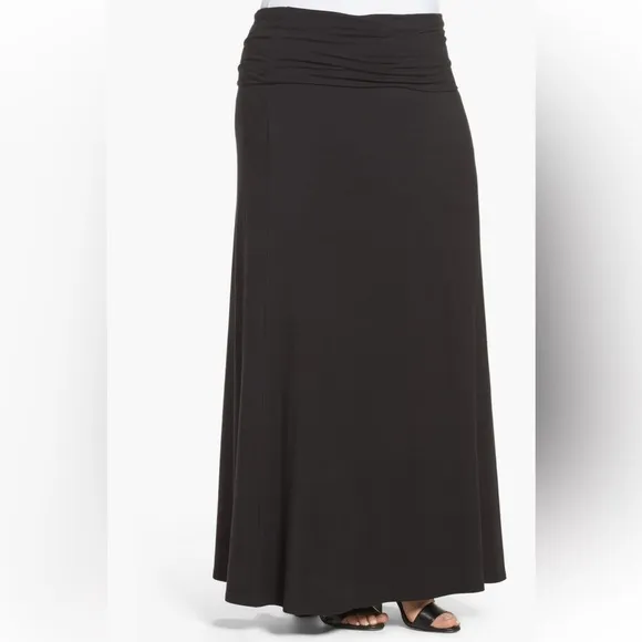NWOT Loveappella Black Fold Over Maxi Skirt
