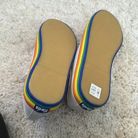 NWT Keds Kids Rainbow Leather Sneakers sz 4