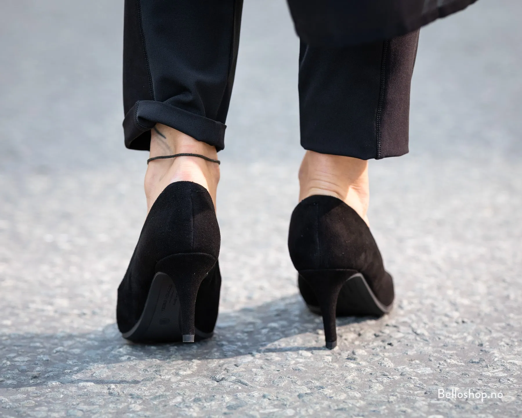 Pedro Miralles Pumps med stiletthæl, sort semsket.
