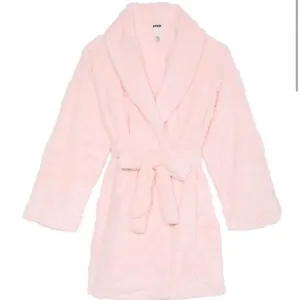 PINK VS Cozy Robe size M/L NWT