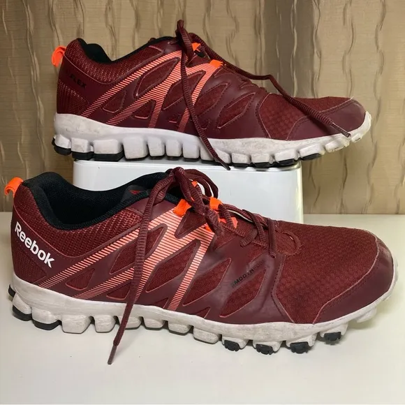 Reebok RealFlex Fusetie Train 4.0 Men's 11.5 Running Shoes Sneakers Red Black
