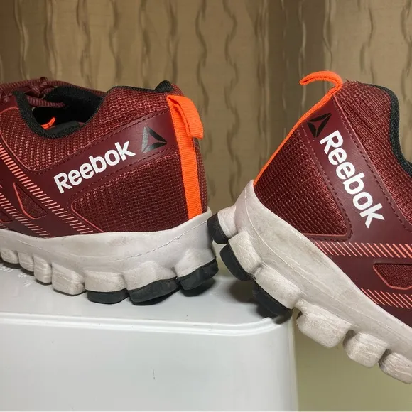 Reebok RealFlex Fusetie Train 4.0 Men's 11.5 Running Shoes Sneakers Red Black