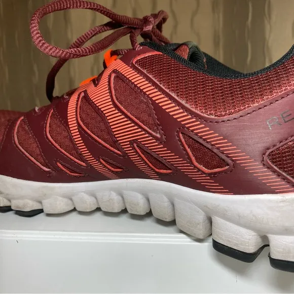 Reebok RealFlex Fusetie Train 4.0 Men's 11.5 Running Shoes Sneakers Red Black