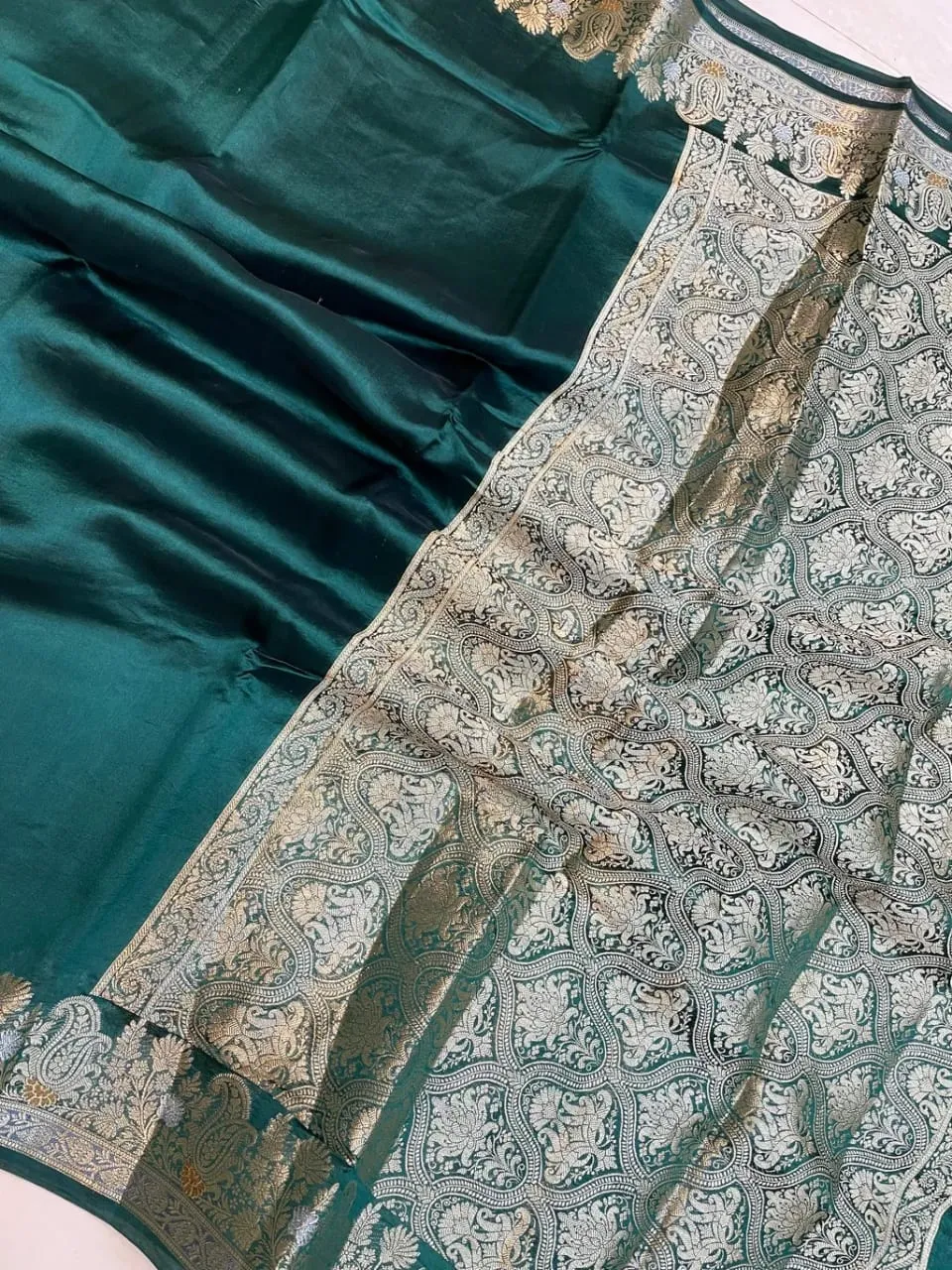 Royal Green Banarasi Soft Silk Designer Saree