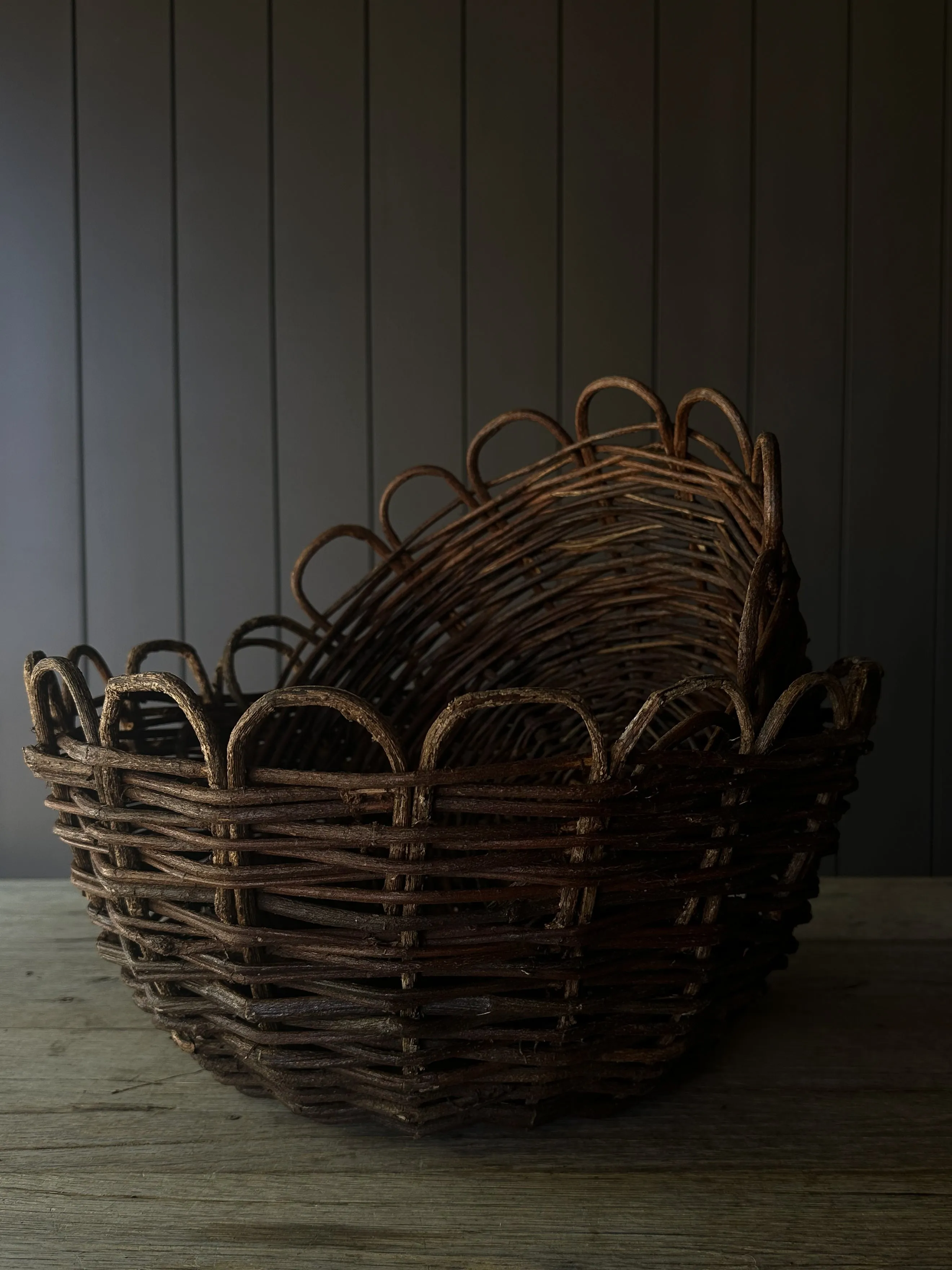 Rustic Woven Vine Baskets with Scalloped Edges