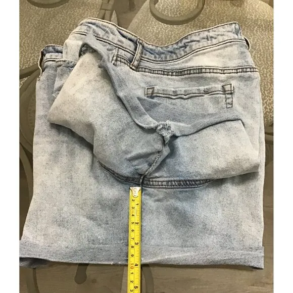 SOFIA VERGARA WOMENS LILA CUT OFF DENIM SHORTS SIZE 12