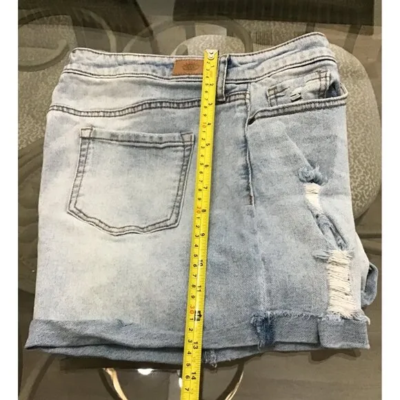 SOFIA VERGARA WOMENS LILA CUT OFF DENIM SHORTS SIZE 12