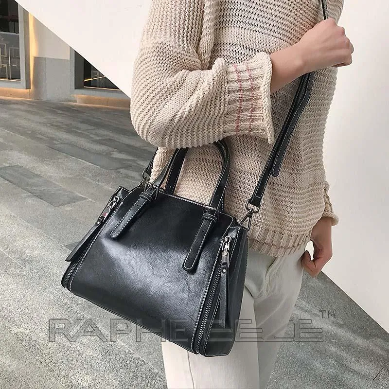 Stylish Tote Bag for Woman - Midi Sized Handbag