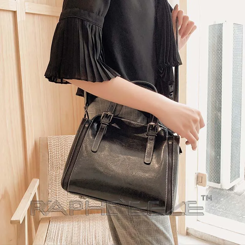 Stylish Tote Bag for Woman - Midi Sized Handbag