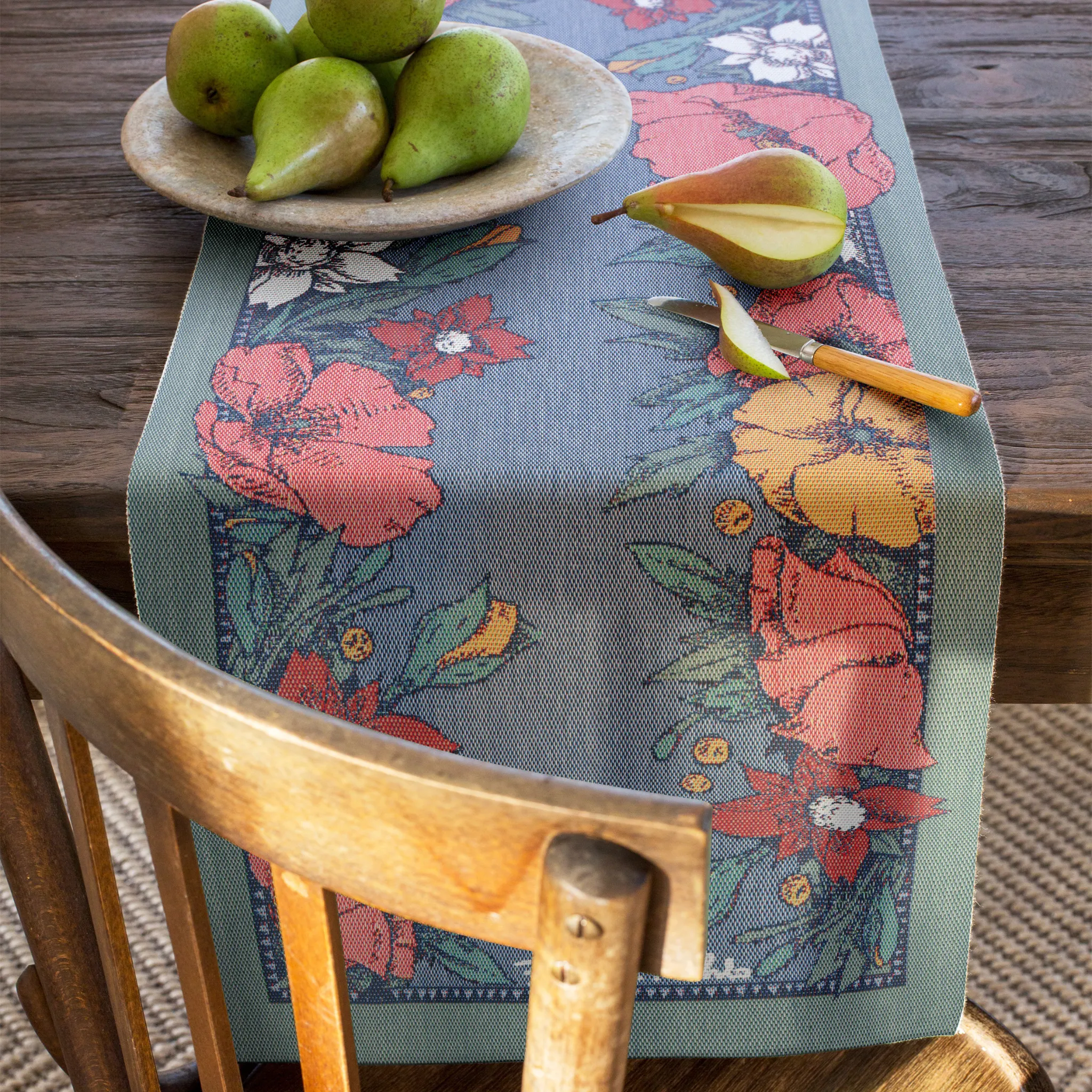Vida Table Runner