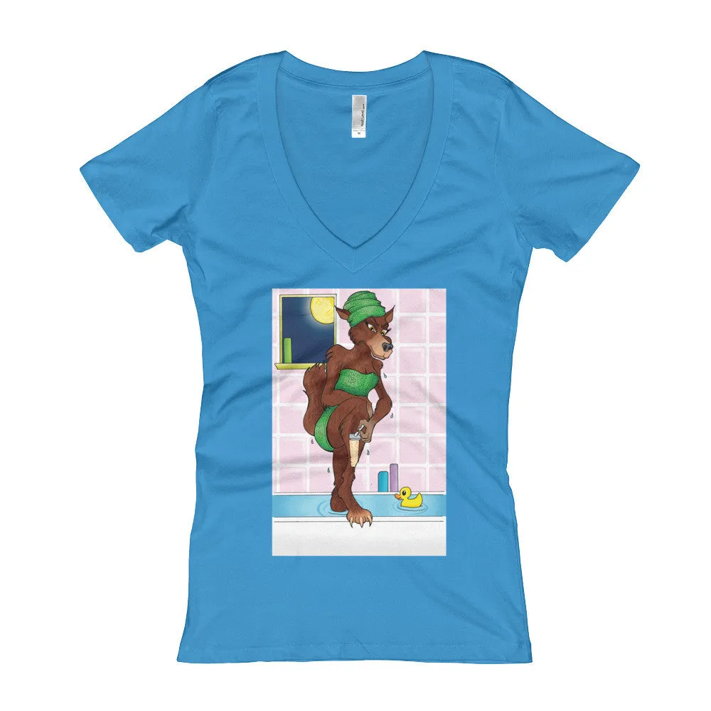 Werewolf Shaving in the Shower Fitted V-Neck T-Shirt