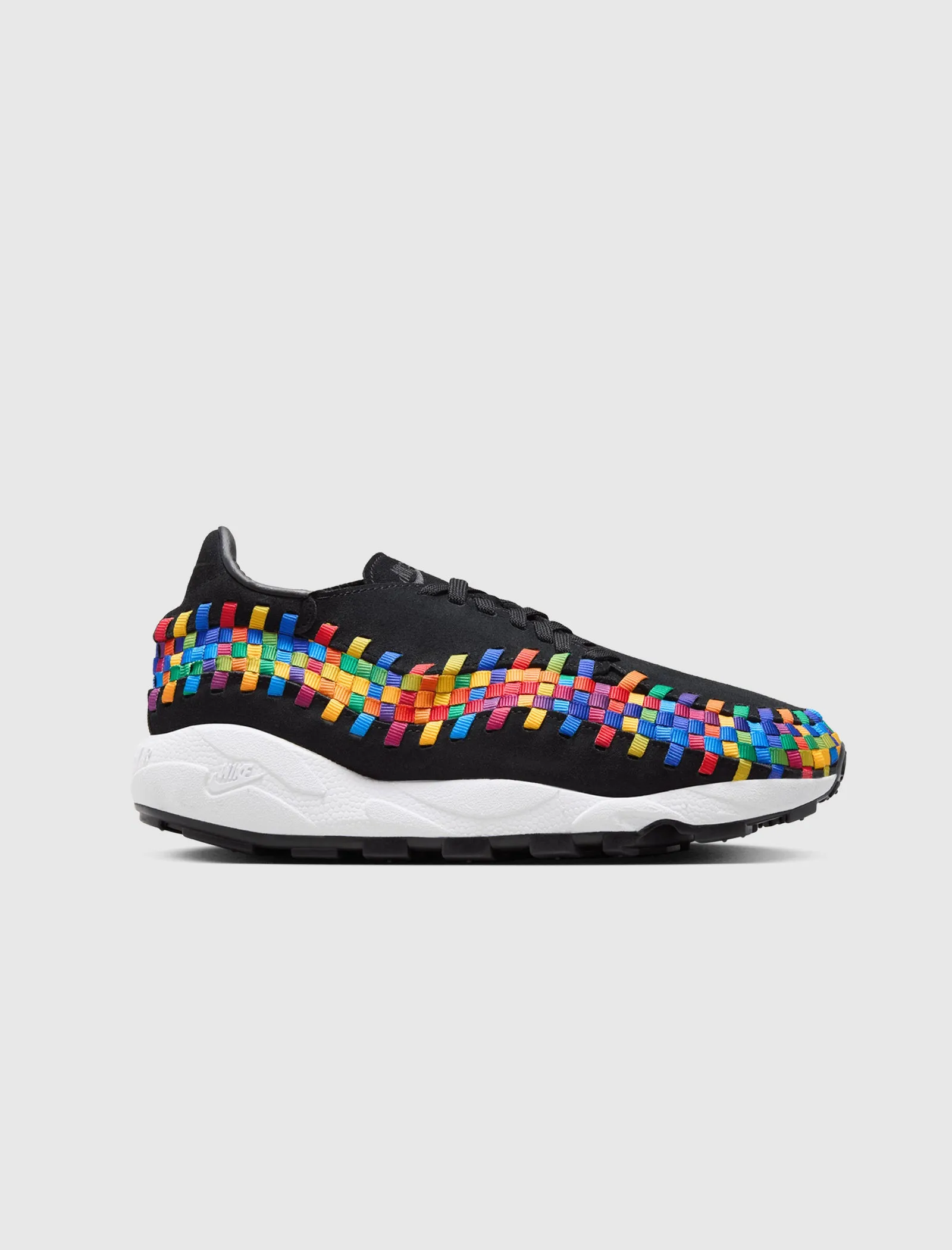 WOMEN'S AIR FOOTSCAPE WOVEN "BLACK/ WHITE"