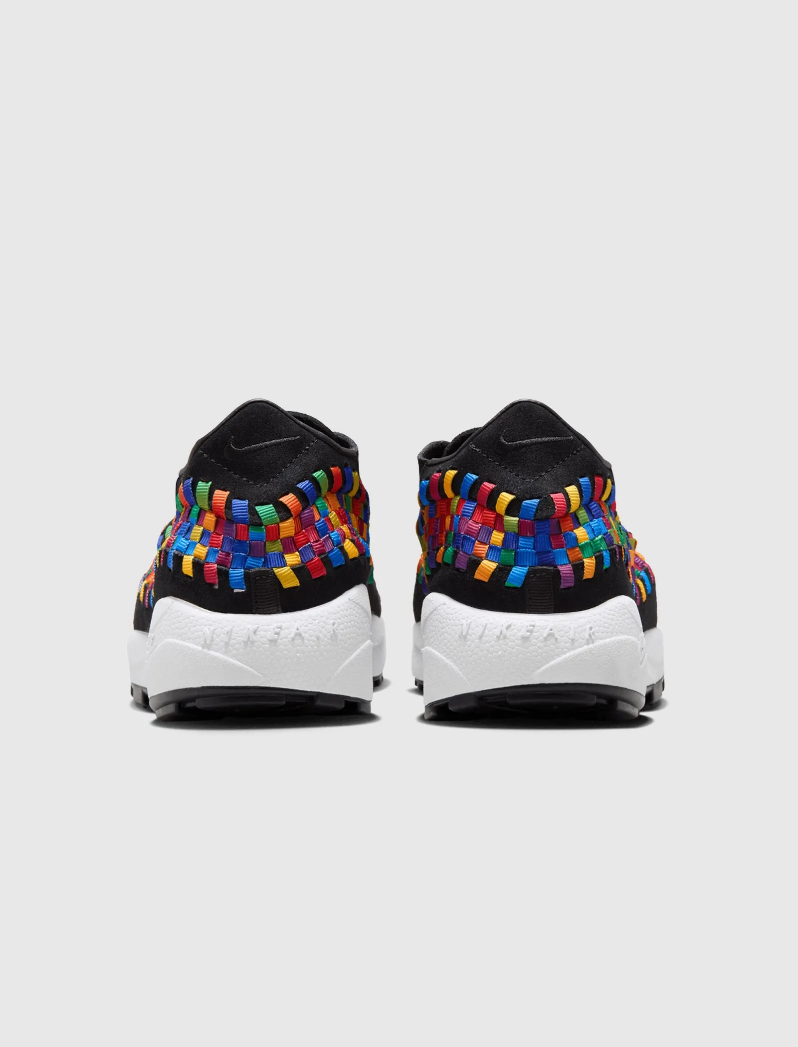 WOMEN'S AIR FOOTSCAPE WOVEN "BLACK/ WHITE"
