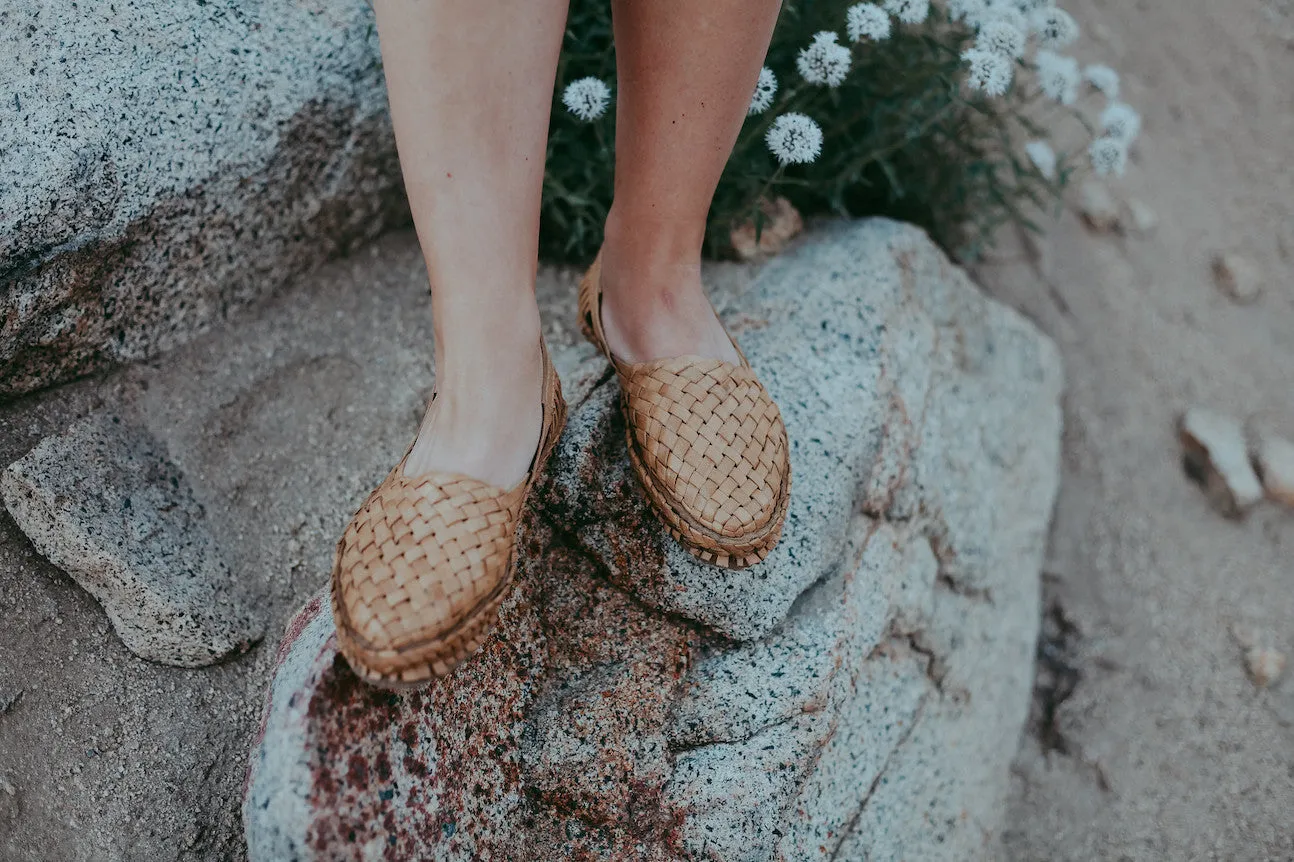 Woven Flat in Honey   No Stripes by Mohinders